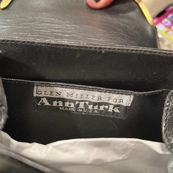 Vintage Ann Turk Black and Gold Hardware Crossbody Bag - Picture 4 of 6